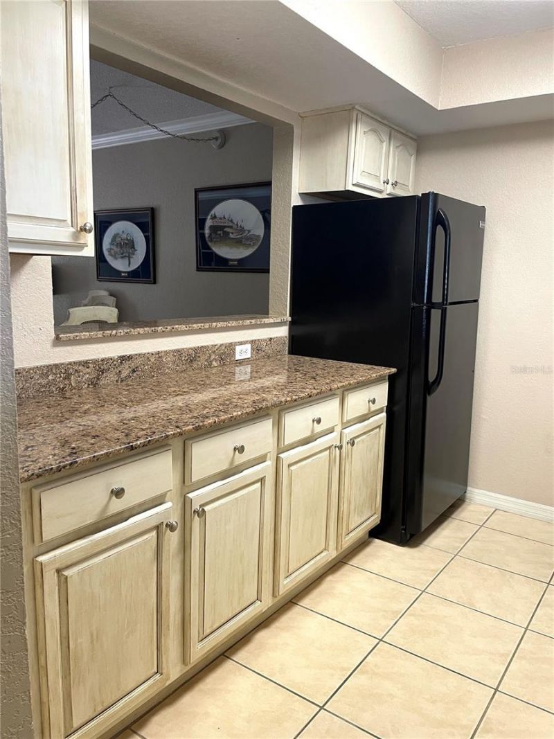 912 La Costa Circle, Unit 3, Sarasota, FL 34237 Photo