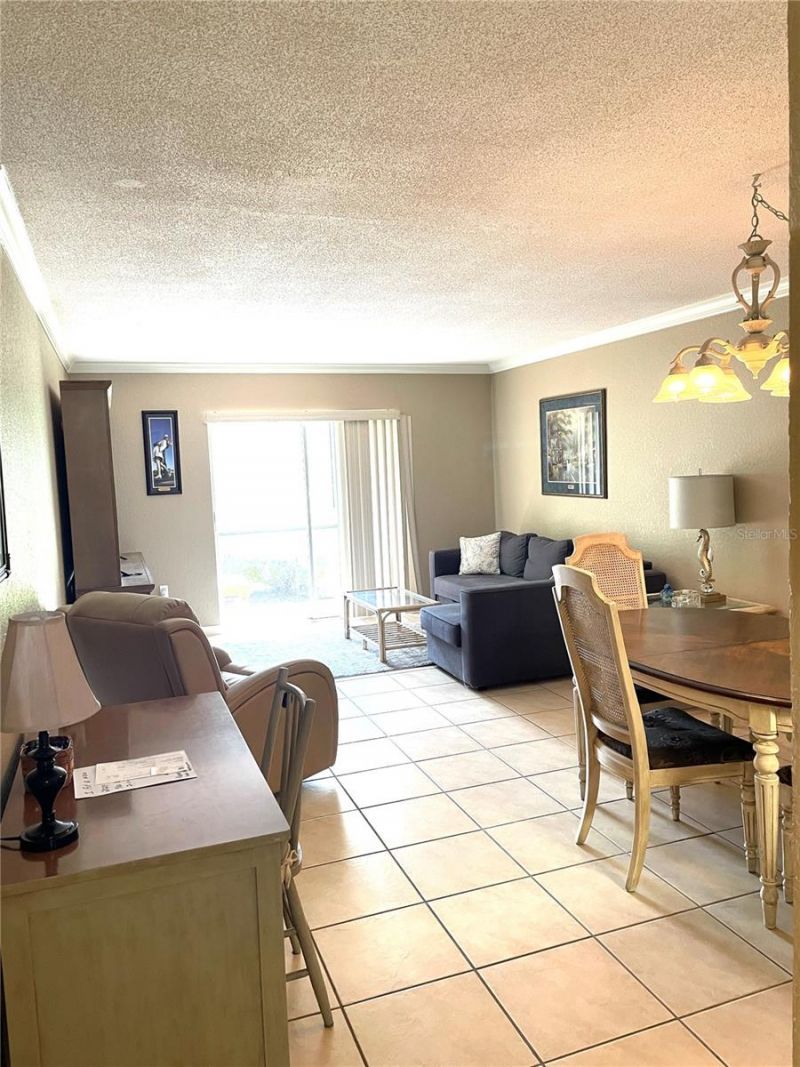 912 La Costa Circle, Unit 3, Sarasota, FL 34237 Photo