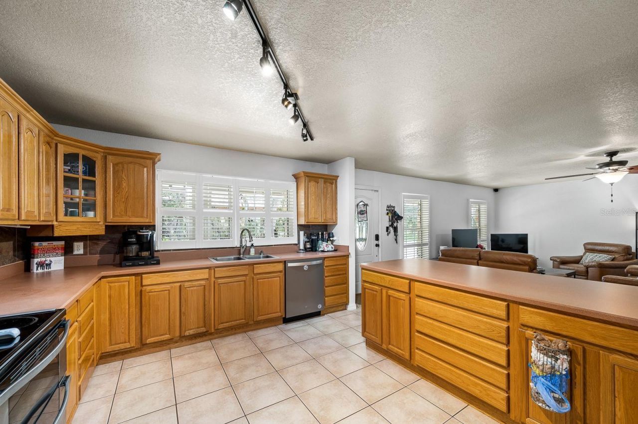 11490 NE 109th Place, Archer, FL 32618 Photo