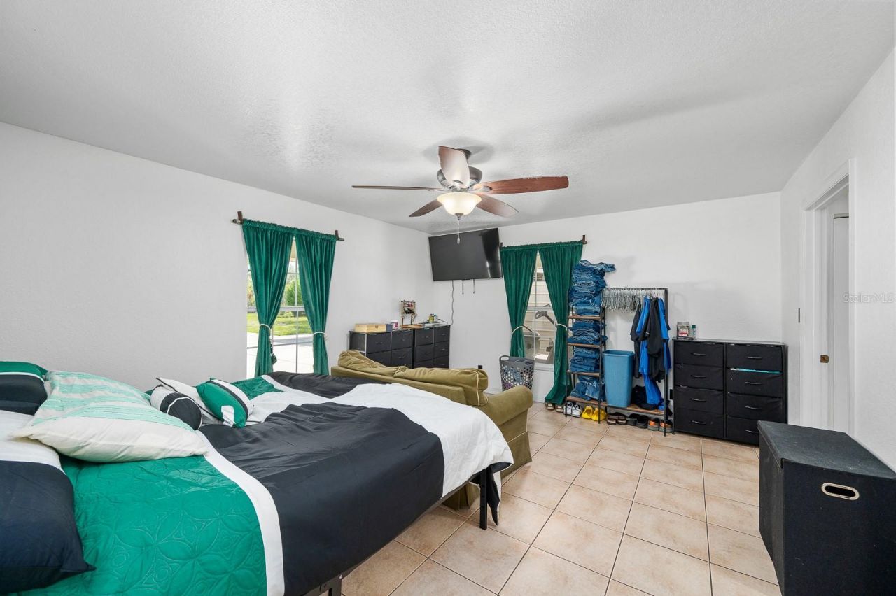 11490 NE 109th Place, Archer, FL 32618 Photo