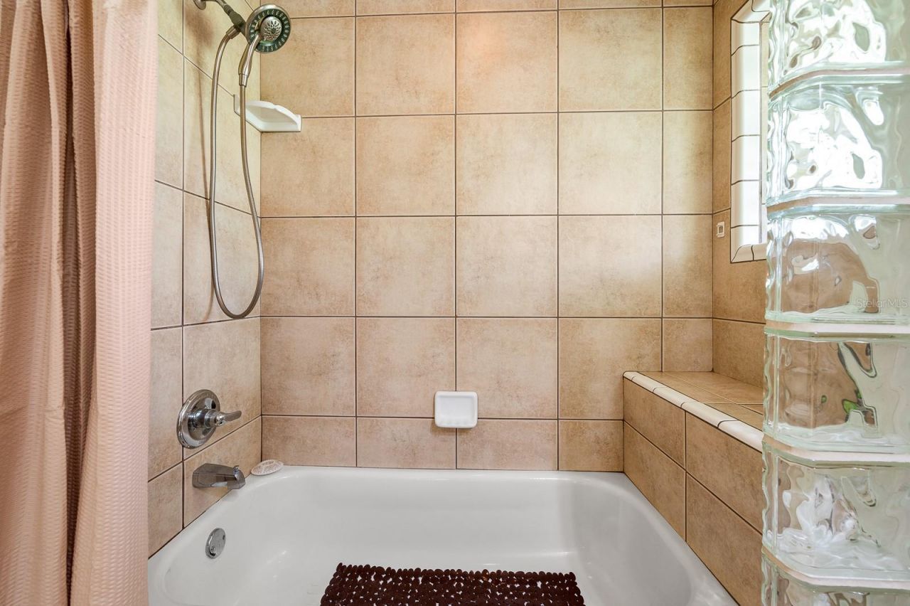 11490 NE 109th Place, Archer, FL 32618 Photo