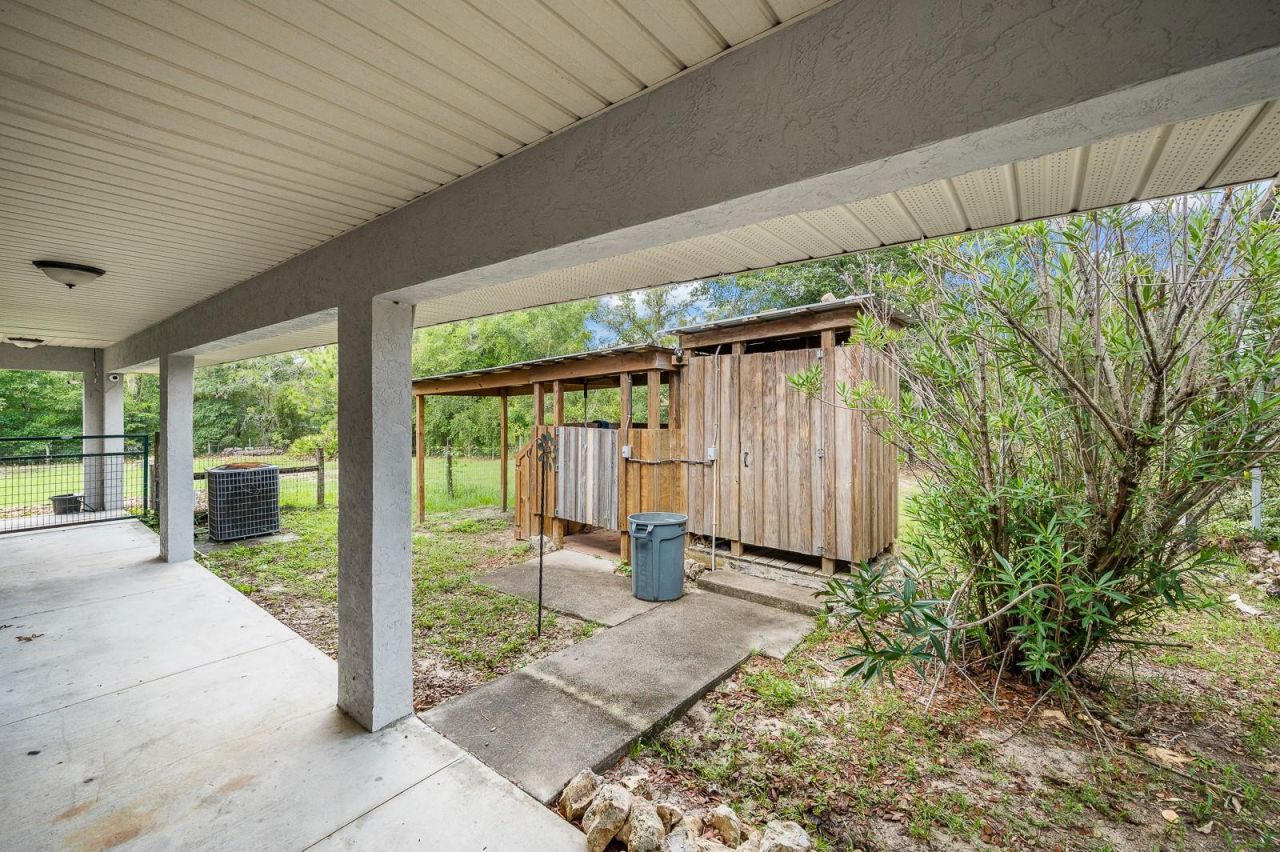 11490 NE 109th Place, Archer, FL 32618 Photo