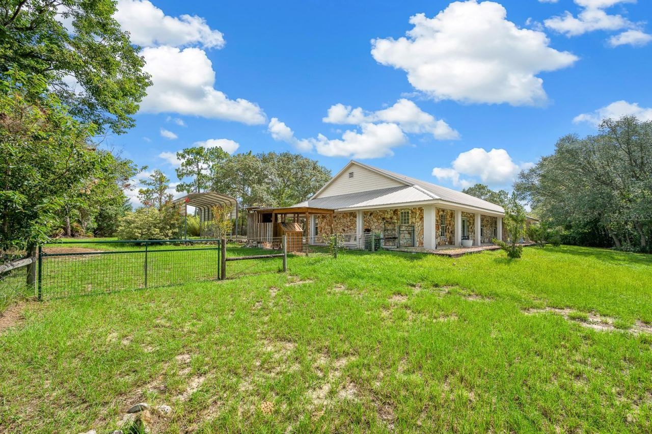 11490 NE 109th Place, Archer, FL 32618 Photo