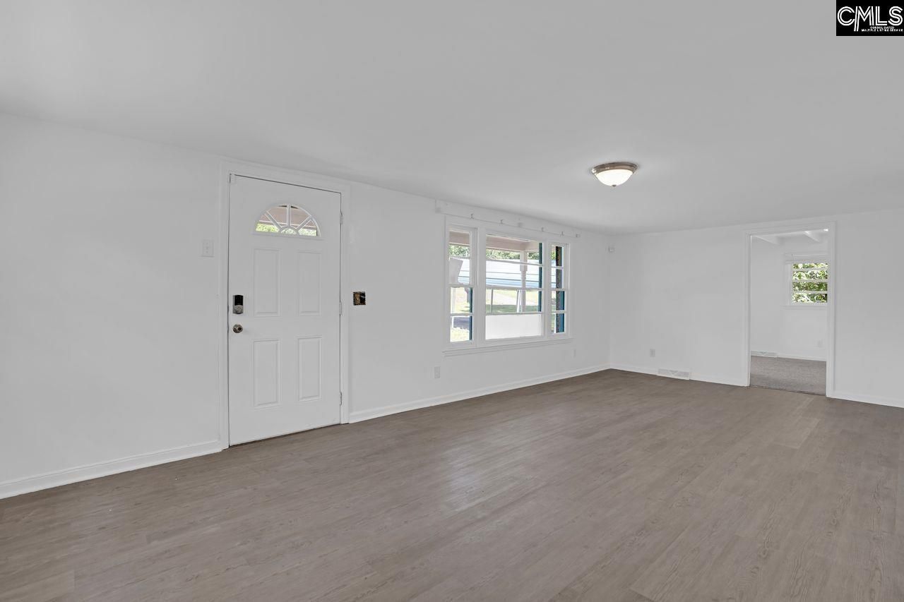 1502 Pine Street Photo 5