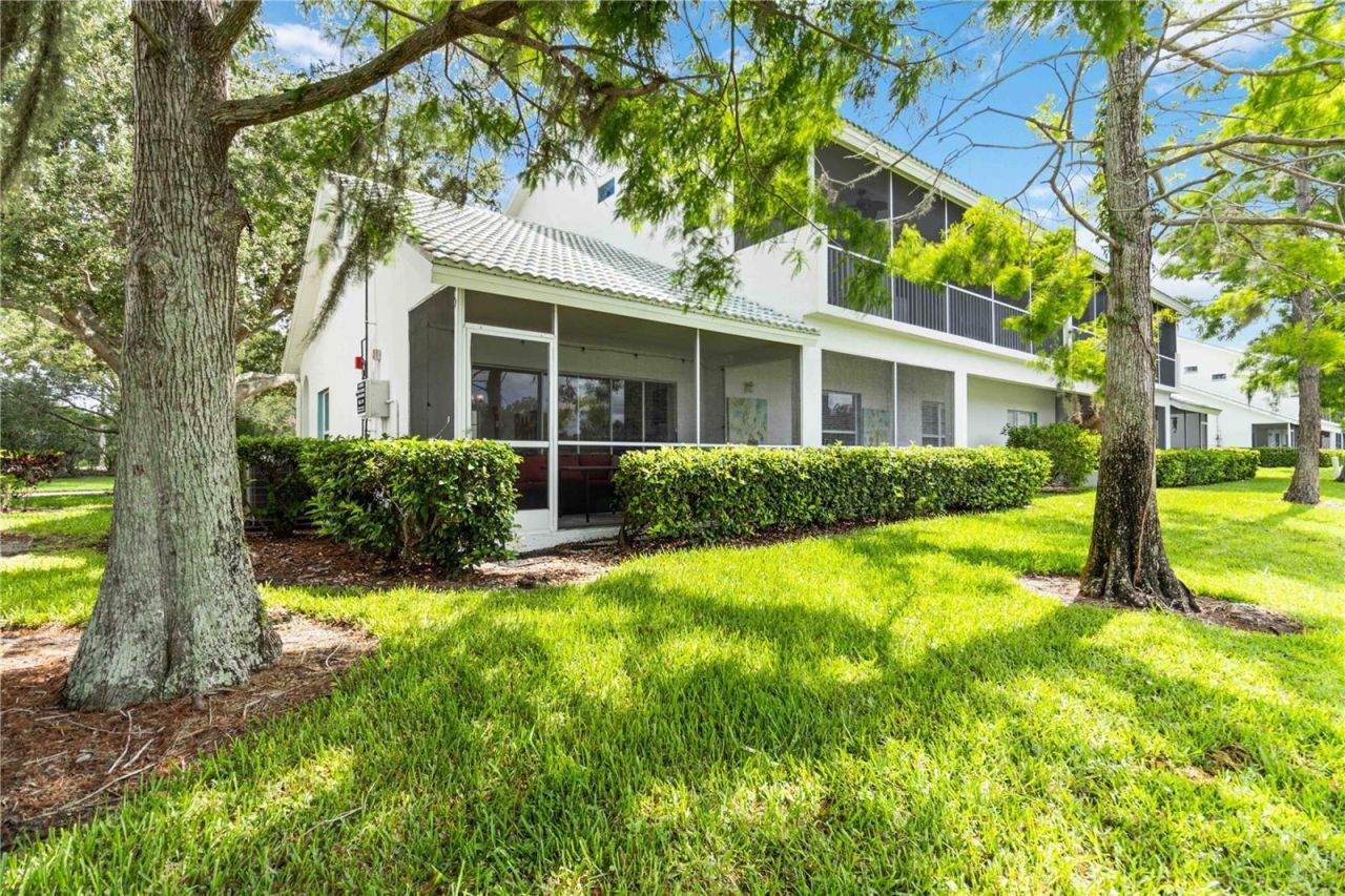6568 Fairway Gardens Drive, Unit 6568, Bradenton, FL 34203 Photo