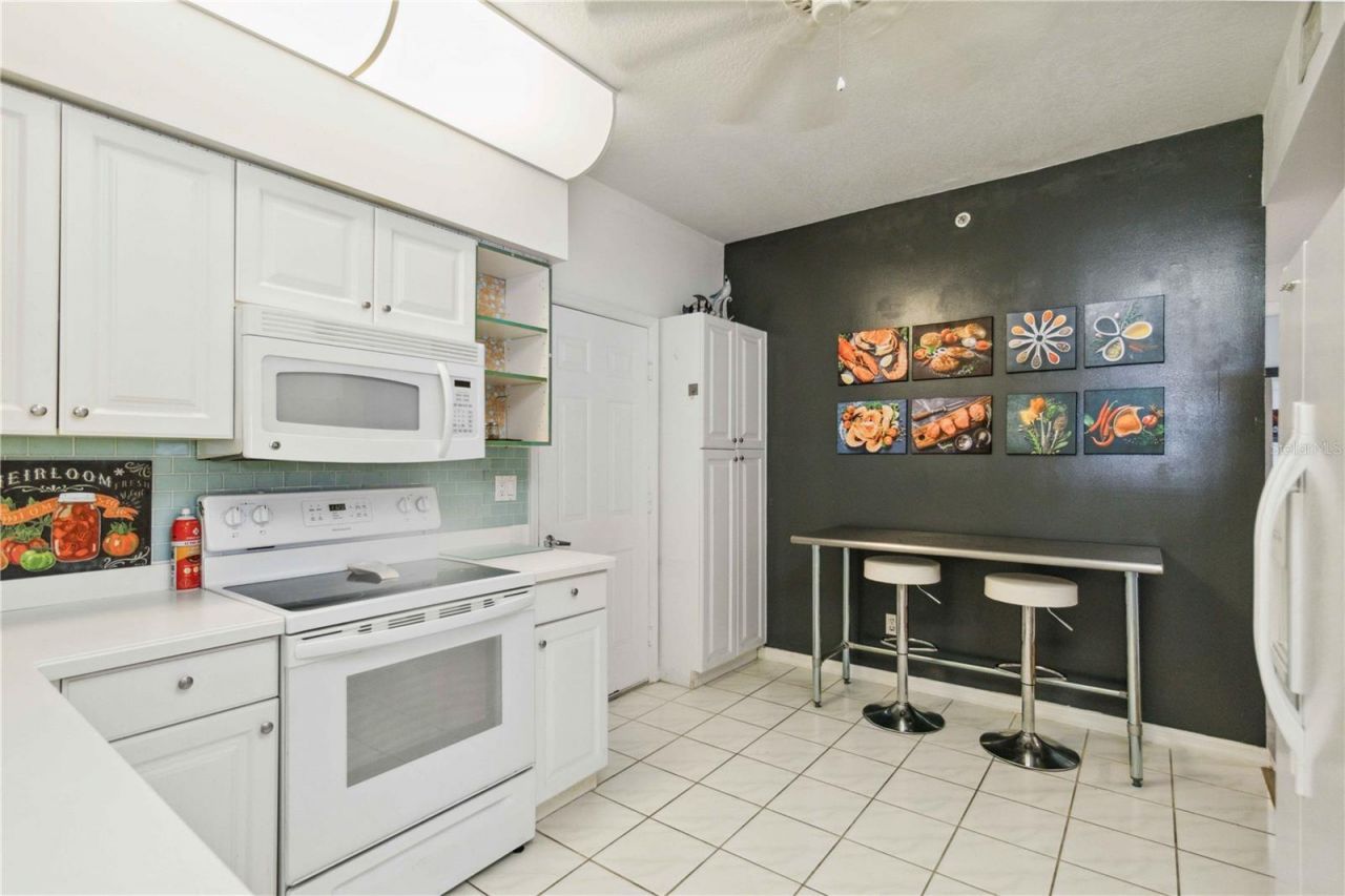 6568 Fairway Gardens Drive, Unit 6568, Bradenton, FL 34203 Photo