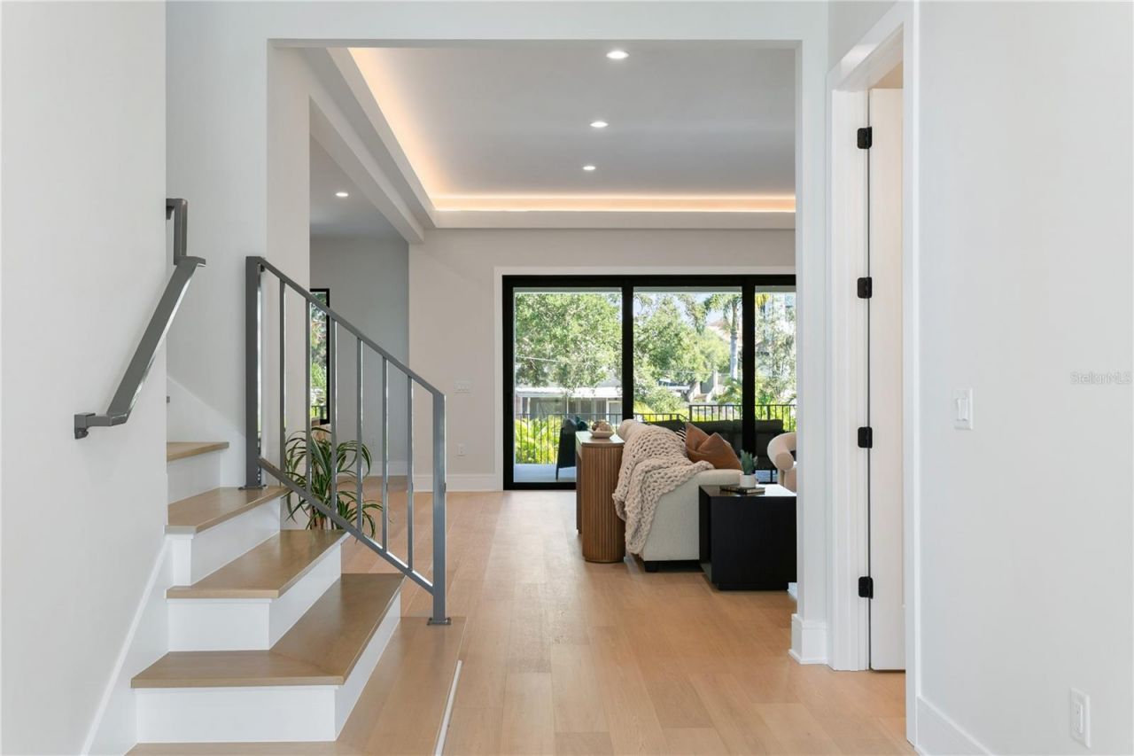 2606 N Dundee Street, Tampa, FL 33629 Photo