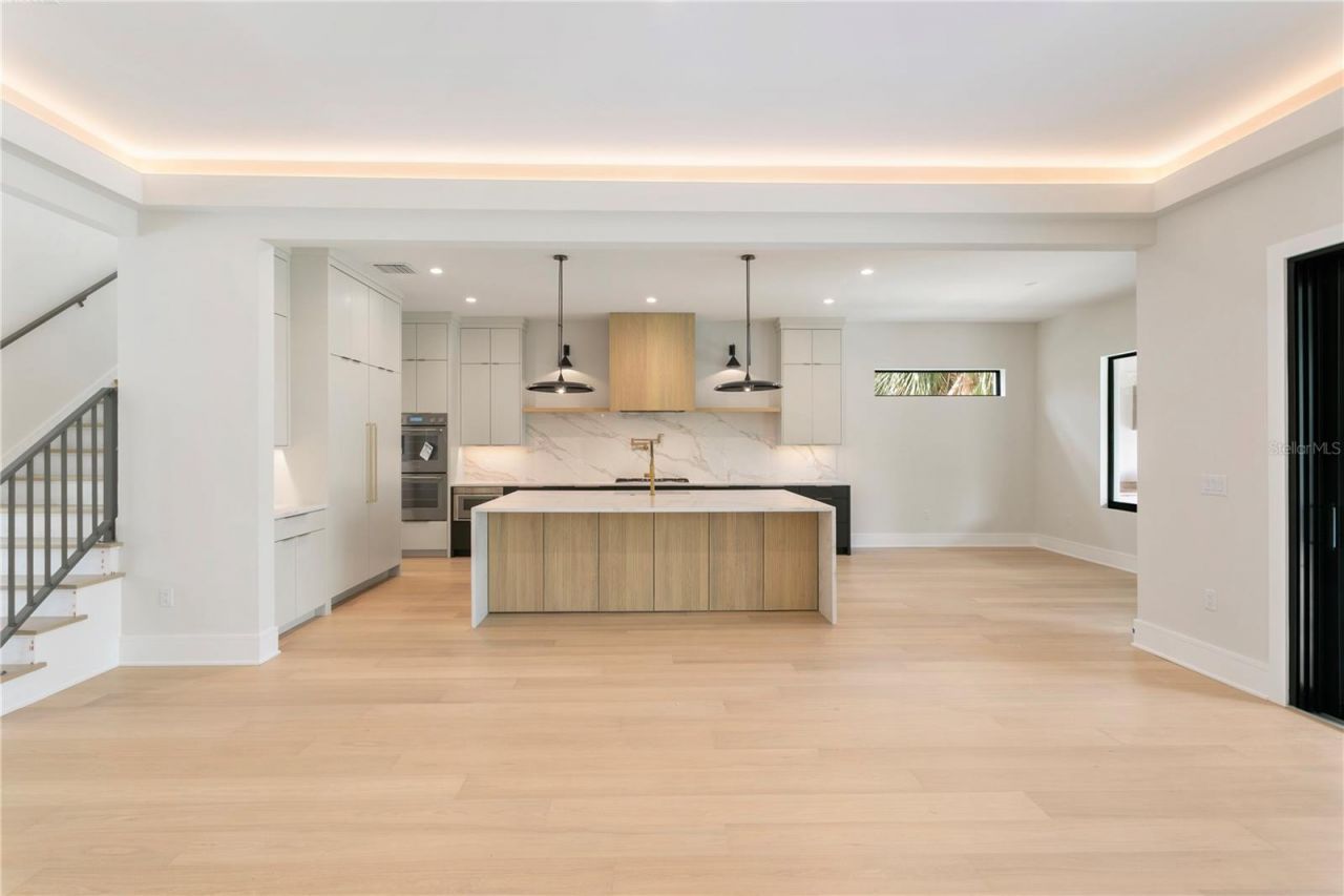 2606 N Dundee Street, Tampa, FL 33629 Photo