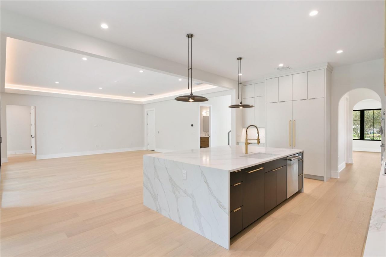 2606 N Dundee Street, Tampa, FL 33629 Photo