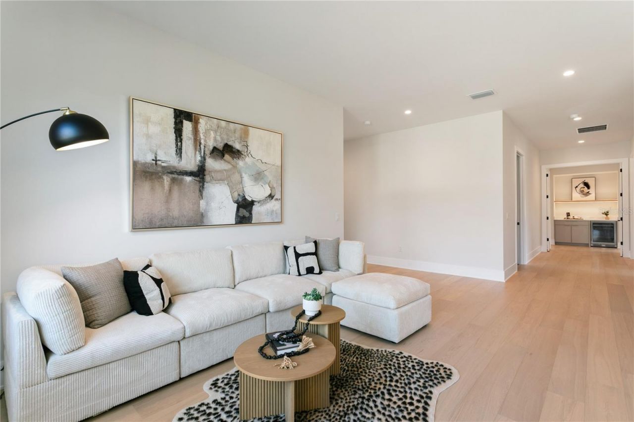 2606 N Dundee Street, Tampa, FL 33629 Photo