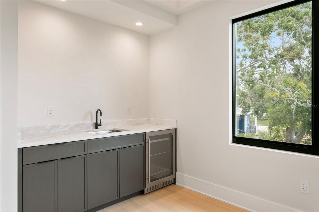 2606 N Dundee Street, Tampa, FL 33629 Photo