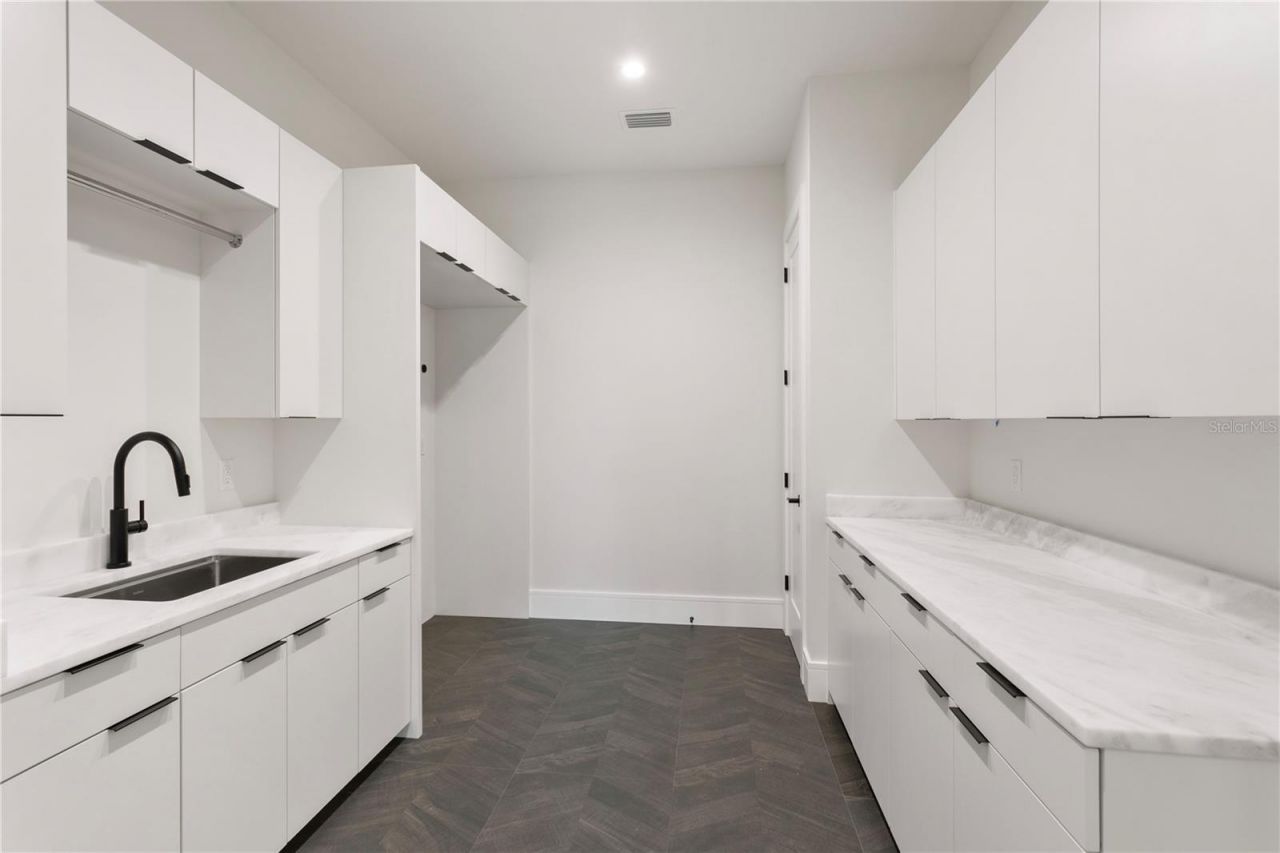 2606 N Dundee Street, Tampa, FL 33629 Photo