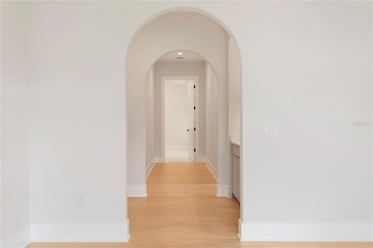 2606 N Dundee Street, Tampa, FL 33629 Photo