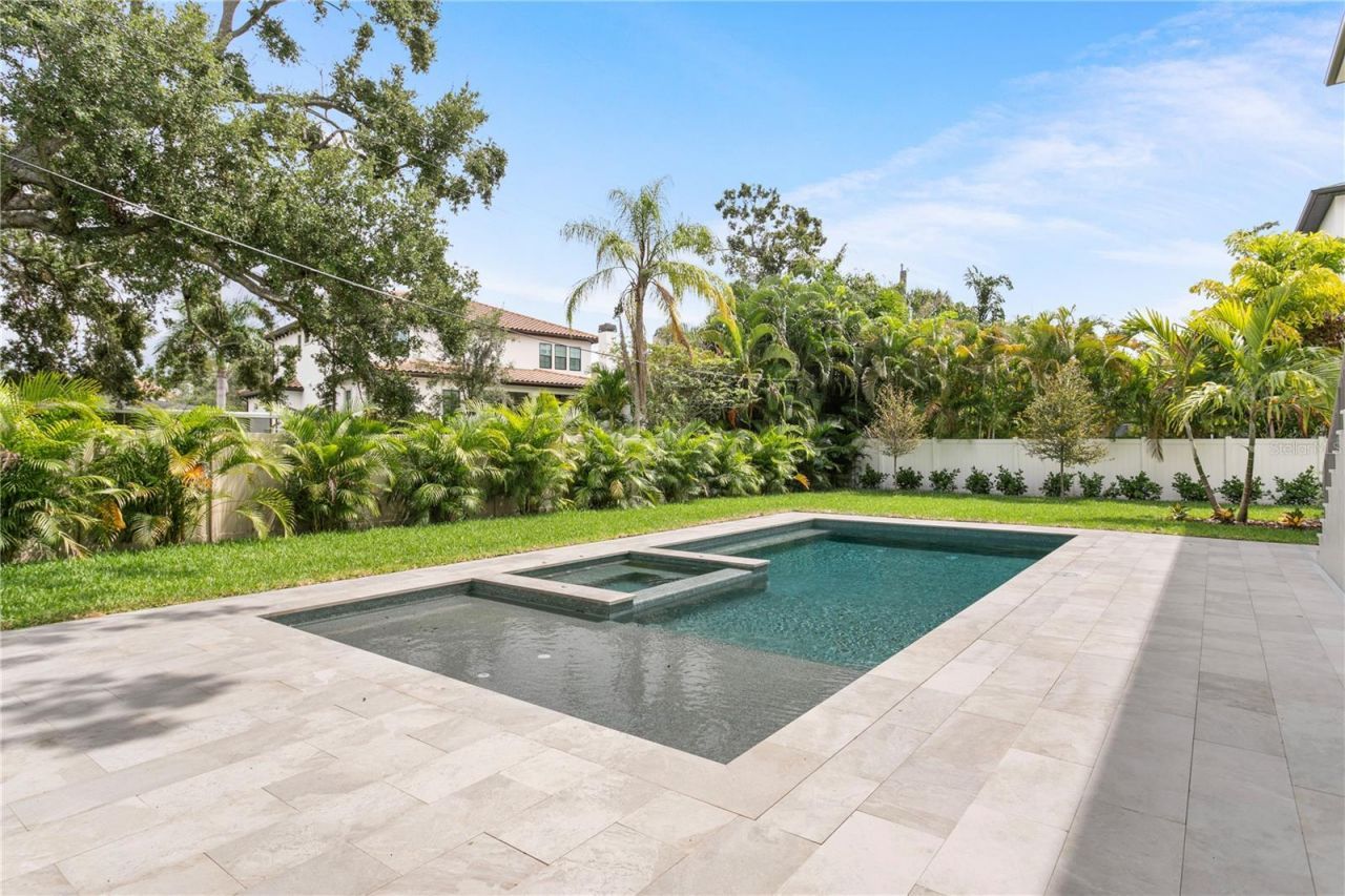 2606 N Dundee Street, Tampa, FL 33629 Photo