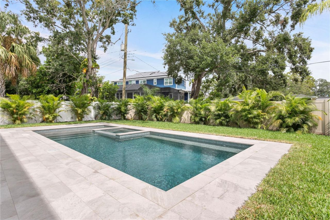 2606 N Dundee Street, Tampa, FL 33629 Photo