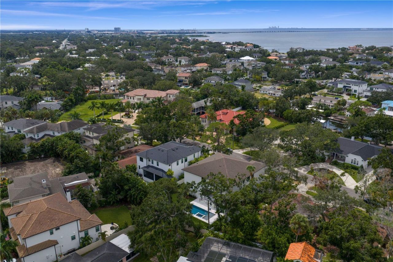 2606 N Dundee Street, Tampa, FL 33629 Photo