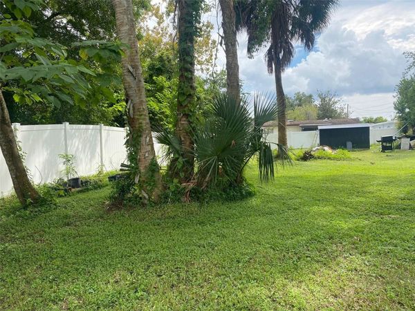 2110 W BROAD STREET, TAMPA, FL 33604