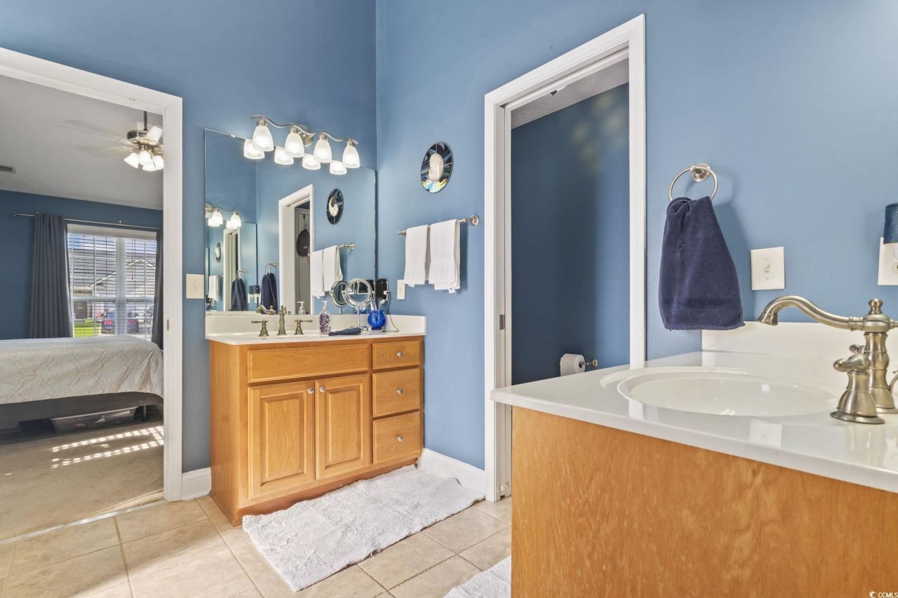 188 Governors Loop Photo 22