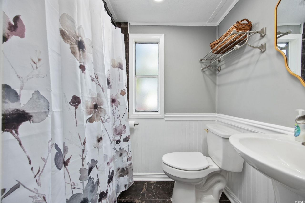 4614 Albatross St. Photo 18