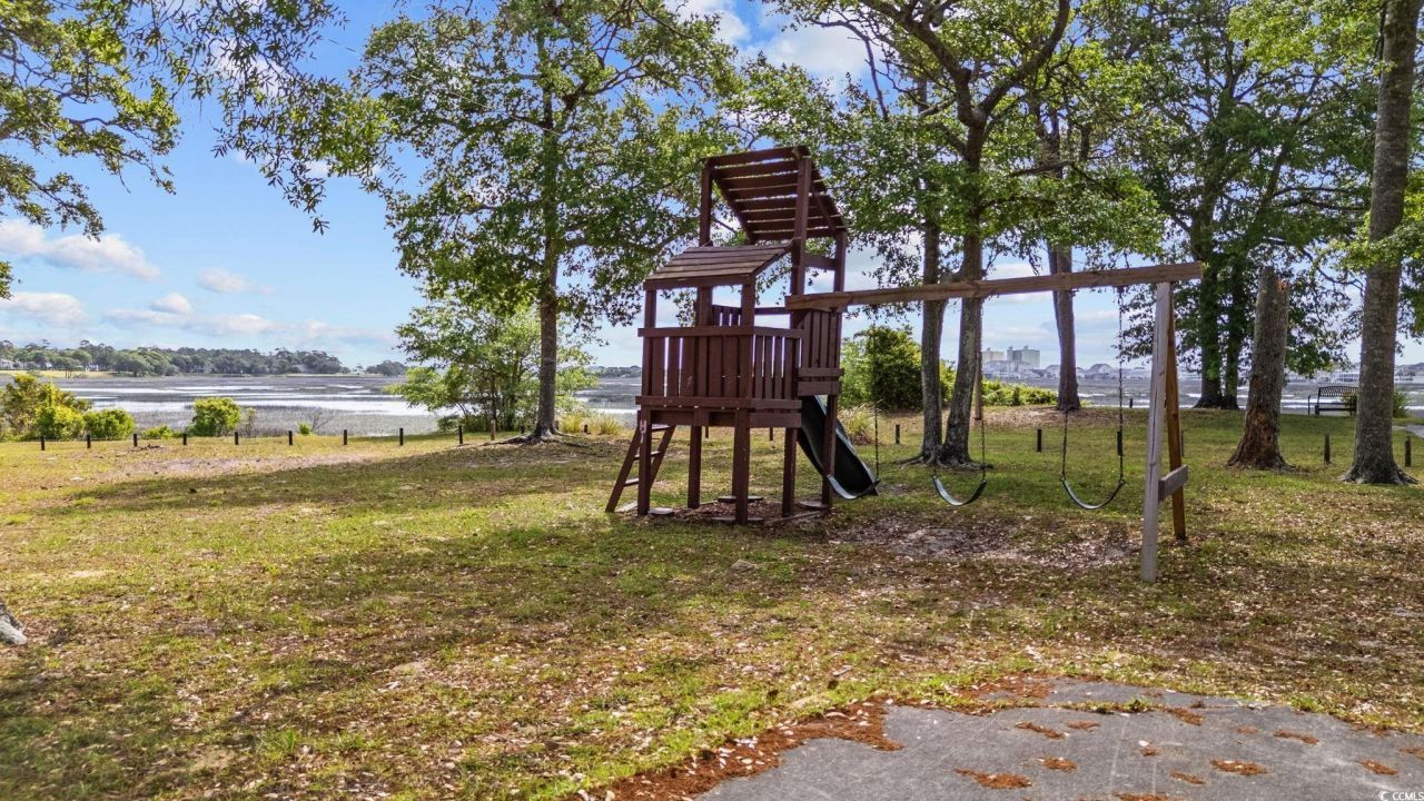 4614 Albatross St. Photo 24