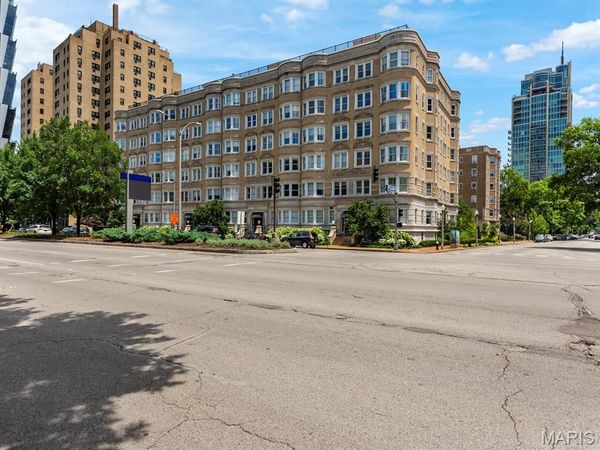 10 N Kingshighway Boulevard, Unit 2CN, St Louis, MO 63108