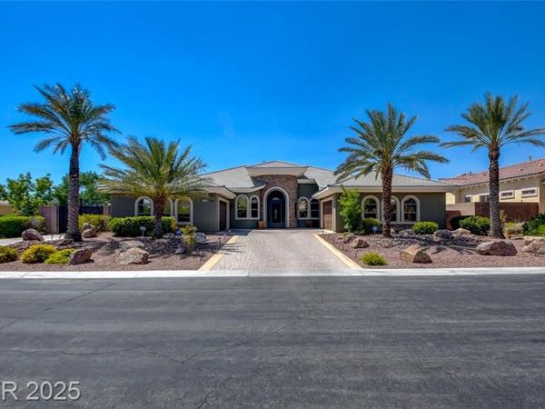 8465 Picket Ridge Court, Las Vegas, NV 89143