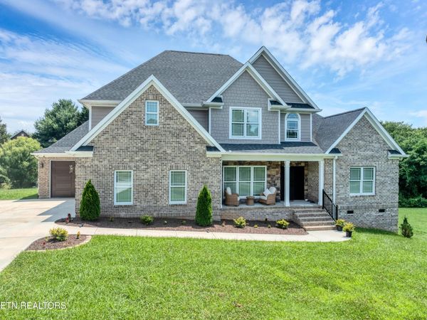 101 Settlers Point Blvd, Maryville, TN 37801