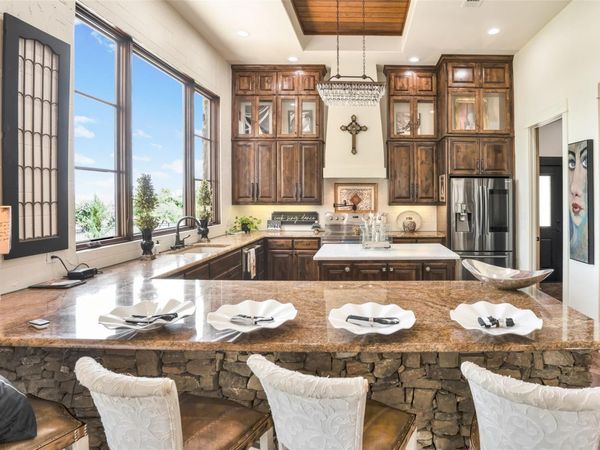 601 Strada Luca, Florence, TX 76527