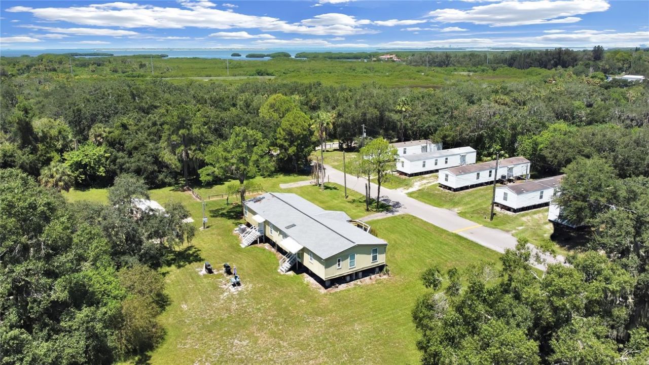 6304 Eugene Acres Lane, Gibsonton, FL 33534 Photo