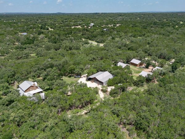 1374 Forest View DR, Blanco, TX 78606
