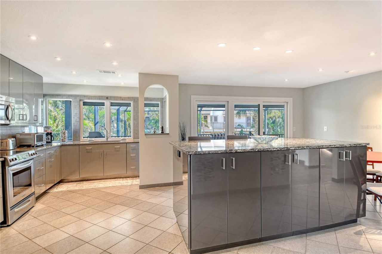 3210 Bayou Sound, Longboat Key, FL 34228 Photo