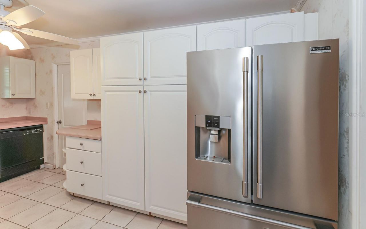 2461 Ringling Boulevard, Sarasota, FL 34237 Photo