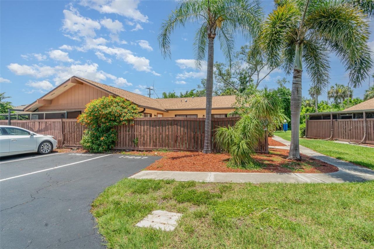 17287 Timber Oak Lane, Fort Myers, FL 33908 Photo