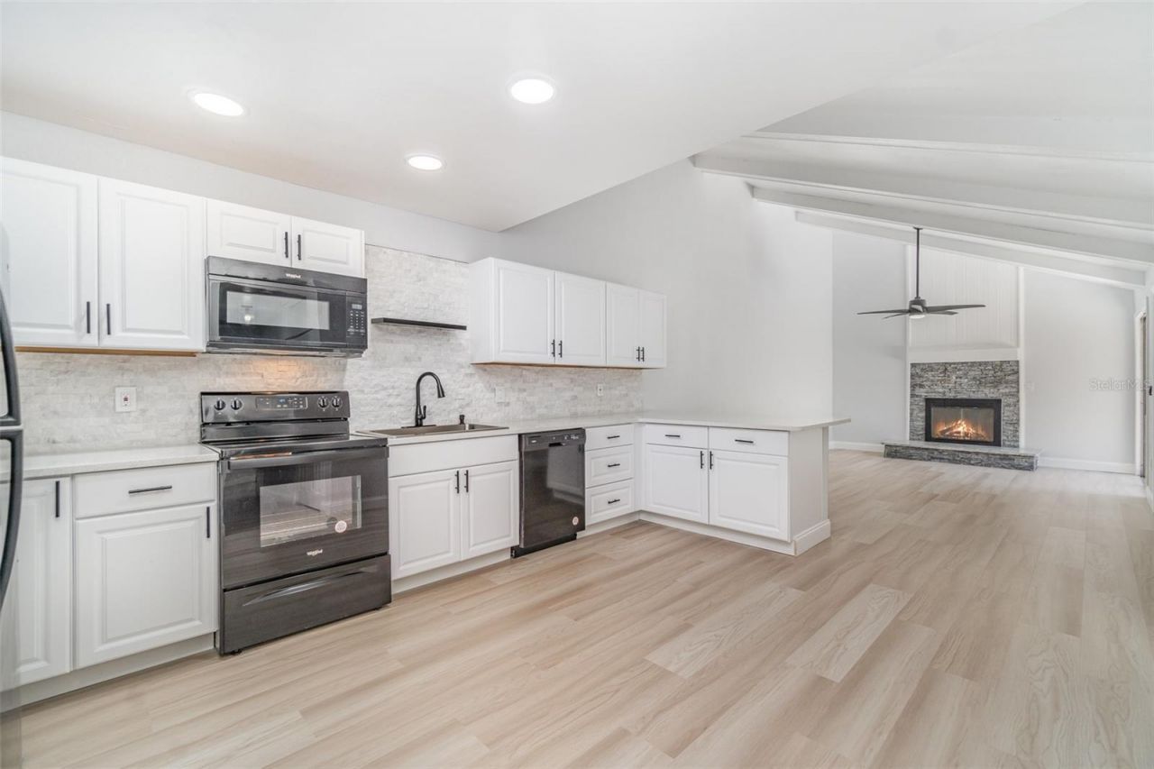 17287 Timber Oak Lane, Fort Myers, FL 33908 Photo