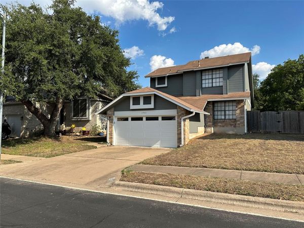 11921 Sky West DR, Austin, TX 78758
