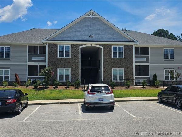 260 Gallery Drive, Unit 102, Spring Lake, NC 28390