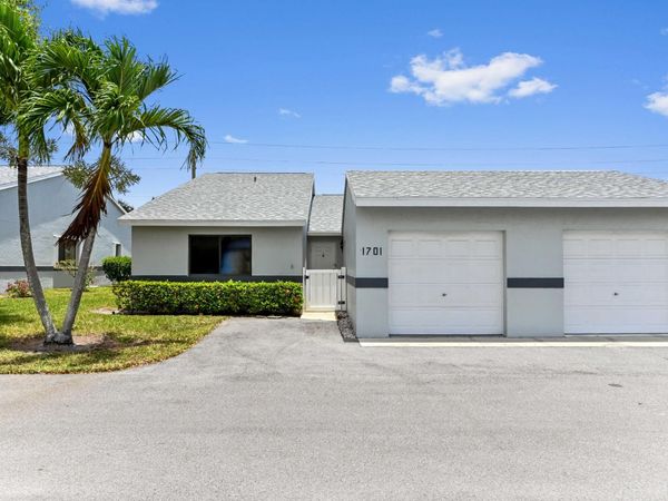2641 Gately Drive W, Unit 1701, West Palm Beach, FL 33415