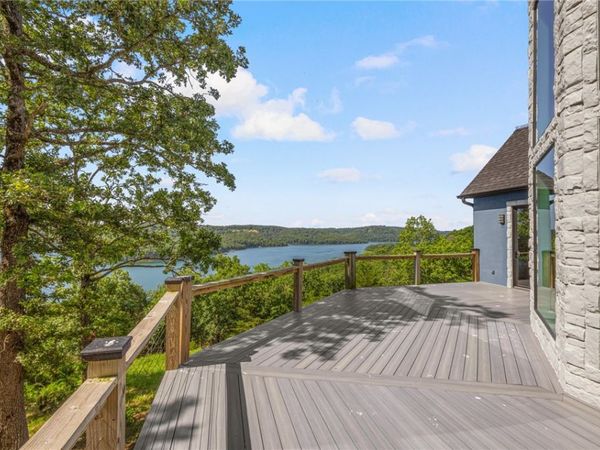 444 Beaverview Drive, Eureka Springs, AR 72631