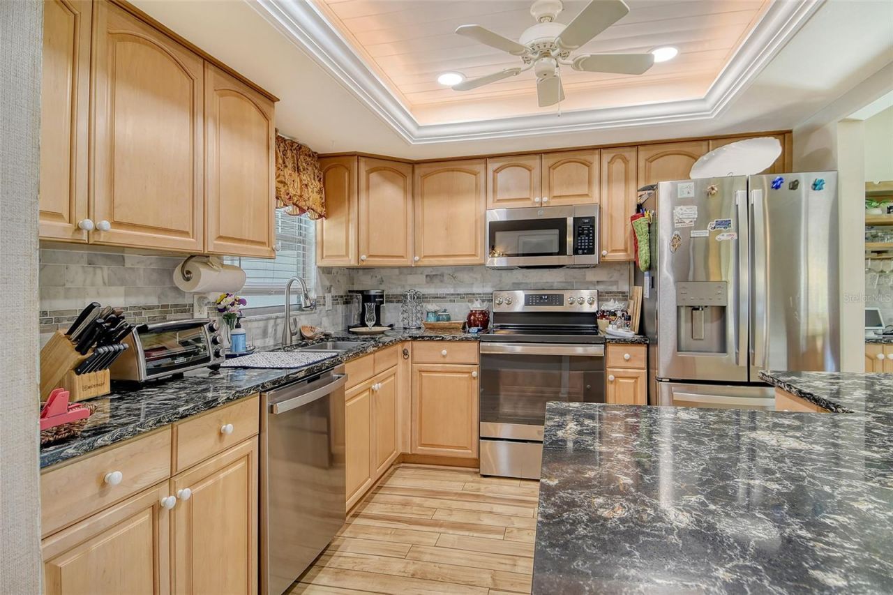 2308 Waterbluff Place, Unit V304, Sarasota, FL 34231 Photo