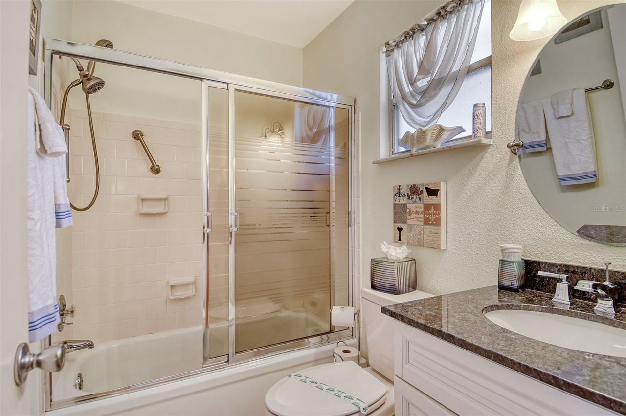 2308 Waterbluff Place, Unit V304, Sarasota, FL 34231 Photo
