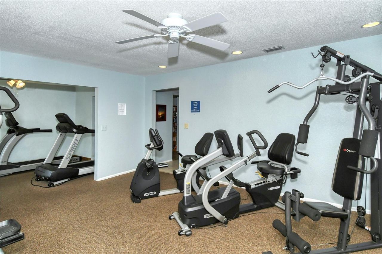 2308 Waterbluff Place, Unit V304, Sarasota, FL 34231 Photo