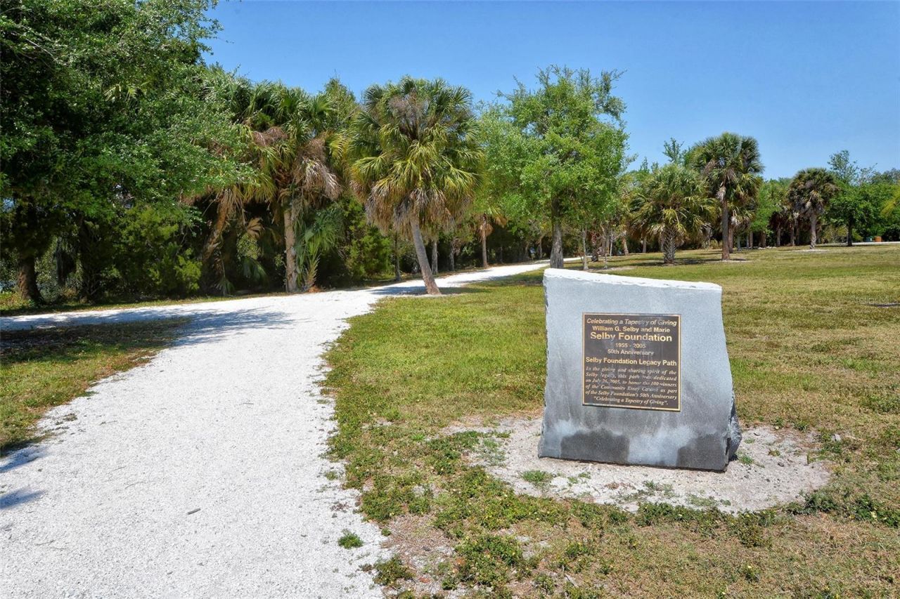 2308 Waterbluff Place, Unit V304, Sarasota, FL 34231 Photo