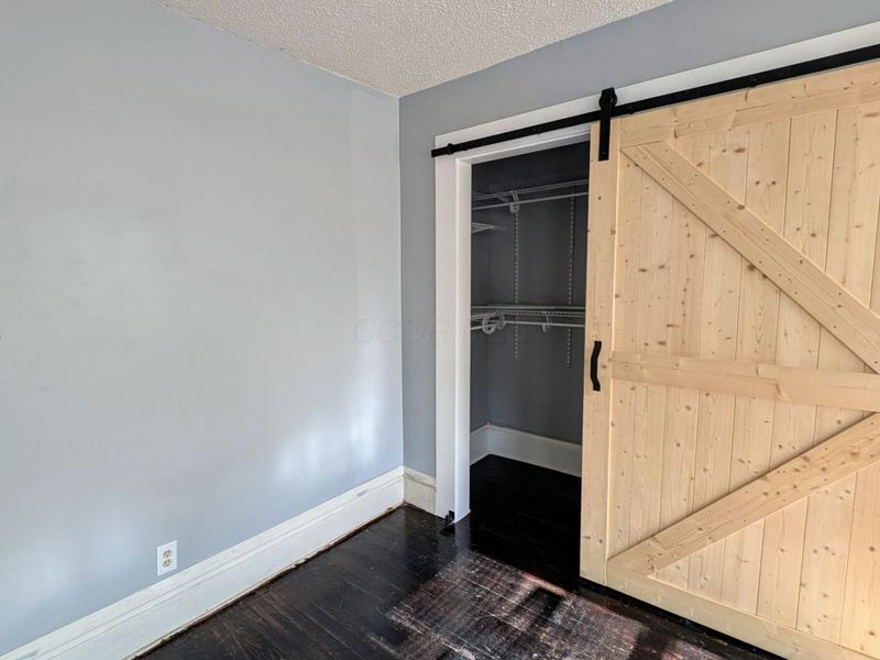 890 Linwood Avenue, Columbus, OH 43206 Photo 12