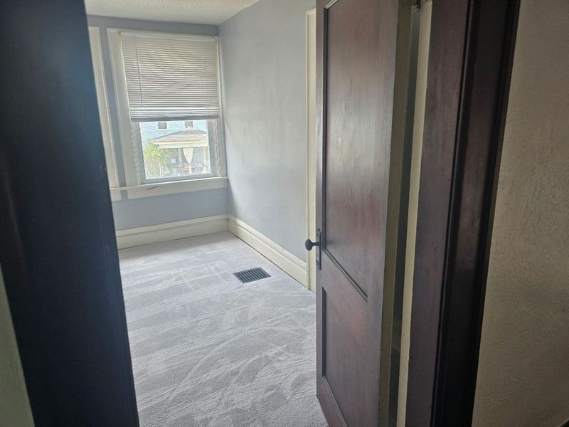 890 Linwood Avenue, Columbus, OH 43206 Photo 17