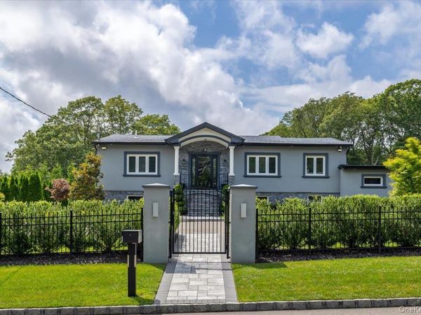 154 Mac Arthur Boulevard, Hauppauge, NY 11788