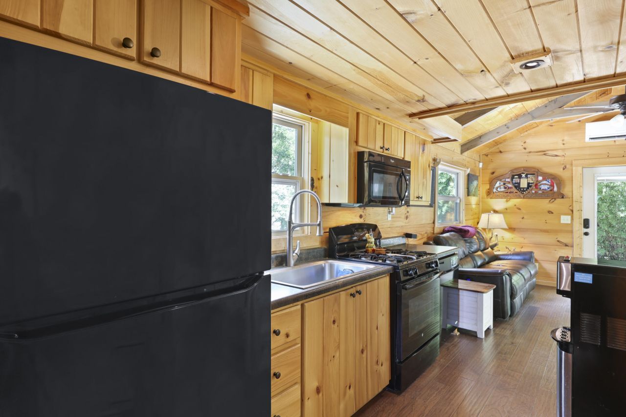 8013 Little Britton Road Photo 12