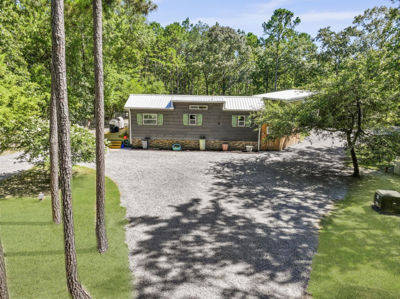 8013 Little Britton Road Photo 37