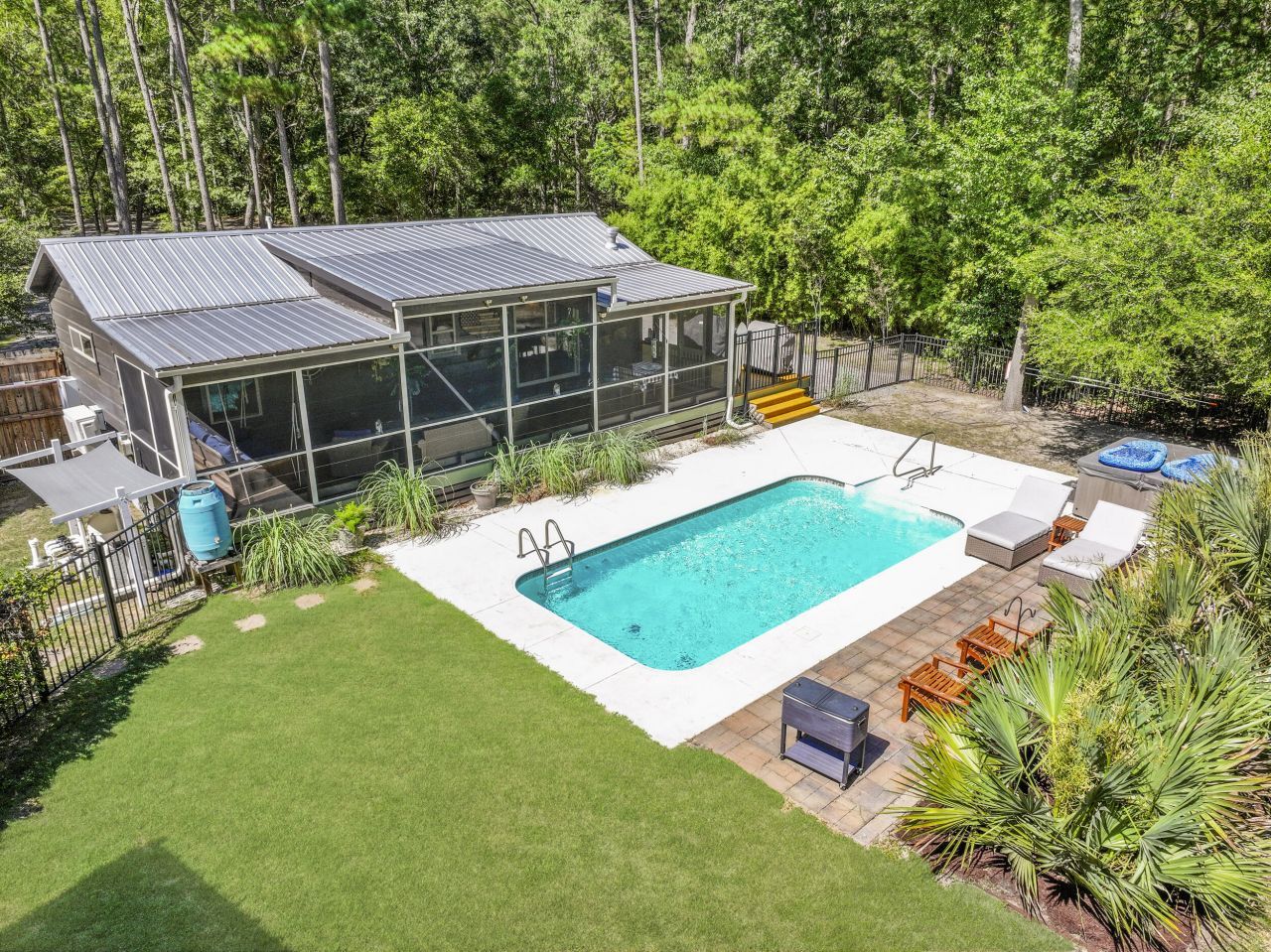 8013 Little Britton Road Photo 40