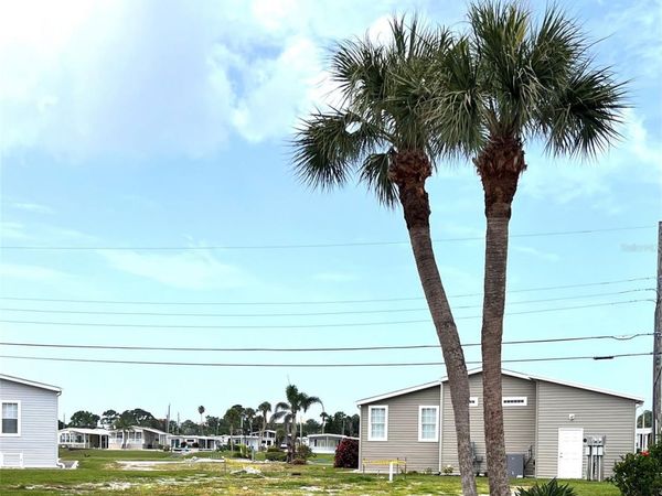 777 N GREEN CIRCLE, Unit 152, VENICE, FL 34285