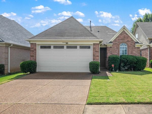 1025 BELFIORE LN, Memphis, TN 38018